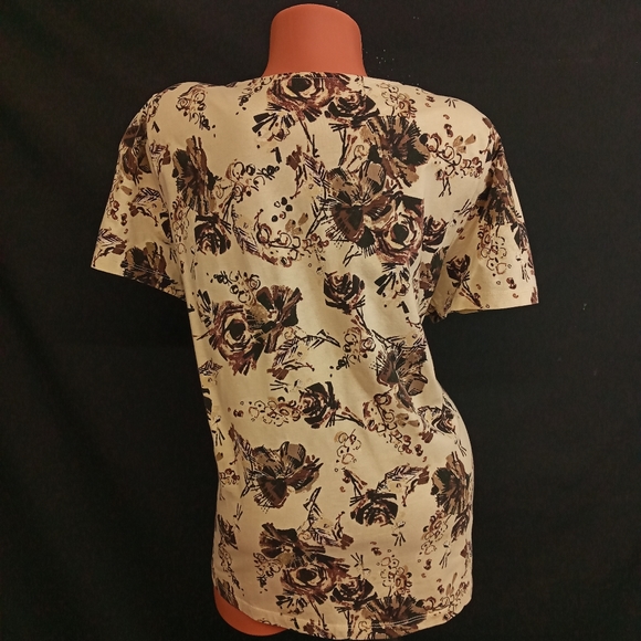 St. John's bay women - Picture 2 of 7